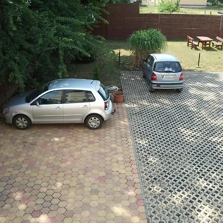 Hotel Minerva Panzio Debrecen